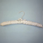 Styles Satin Padded Vinyl Coated Metal Hanger, Ivory, 100 Per Case Price Per Case