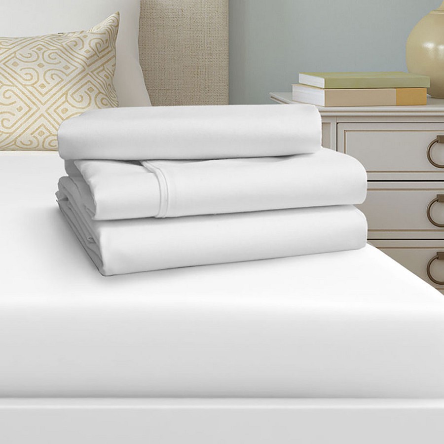 Ganesh Oxford Ultra T-400 Blend Flat Sheets With 3' Top & 1' Bottom Hem Queen 104x125 80% Cotton 20% Polyester Satin White 1 Dz Per Case Price Per Dz 