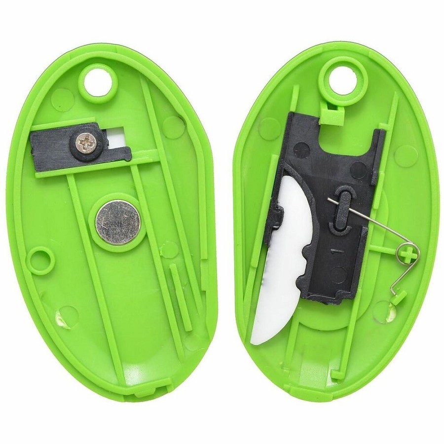 Westcott Compact Retractable Ceramic Utility Cutter - Retractable, Long Lasting - Green 