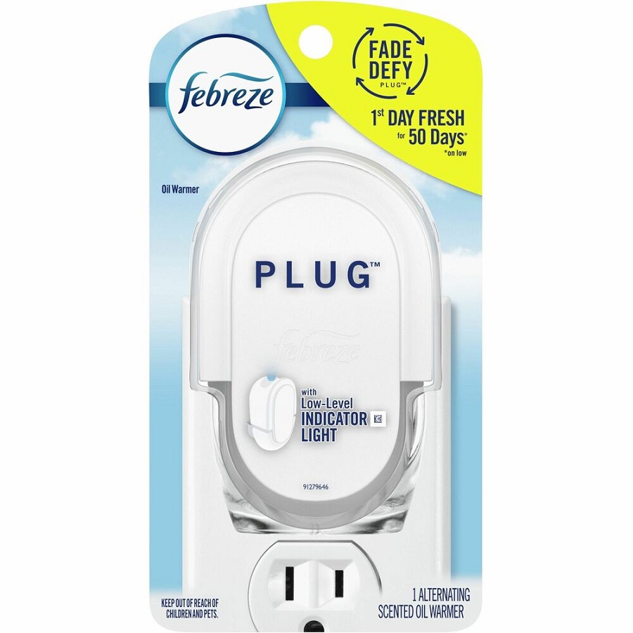 Febreze Plug Scented Oil Warmer - Oil - 50 Day - 4 / Carton 